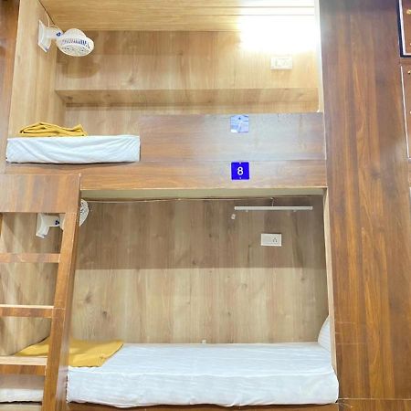 City Stay Ac Deluxe Hostel 마드가온 외부 사진