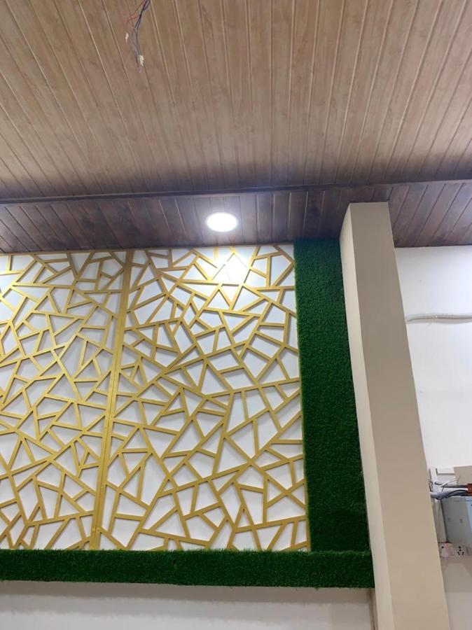 City Stay Ac Deluxe Hostel 마드가온 외부 사진