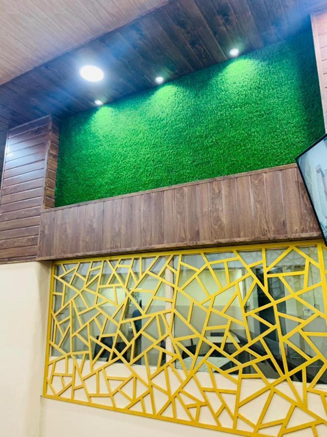 City Stay Ac Deluxe Hostel 마드가온 외부 사진